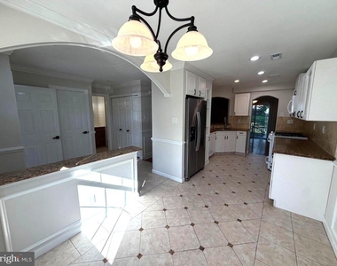 74 Kirkwood Drive - Photo Thumbnail 7
