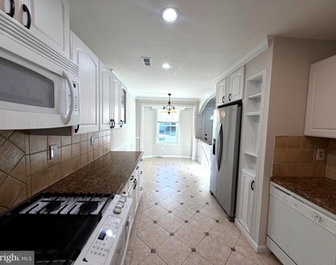 74 Kirkwood Drive - Photo Thumbnail 3