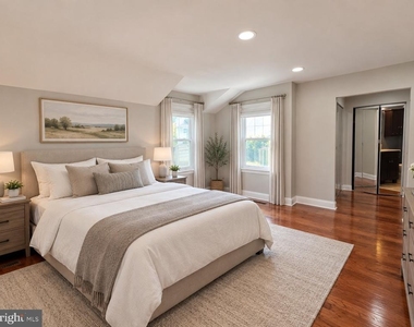 515 Winding Way - Photo Thumbnail 3