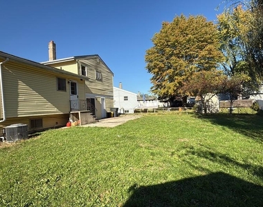 24 Vista Road - Photo Thumbnail 18