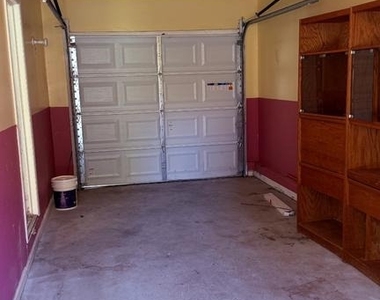 24 Vista Road - Photo Thumbnail 14