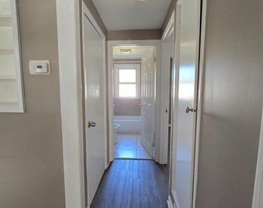 608 Parkinson Avenue - Photo Thumbnail 8