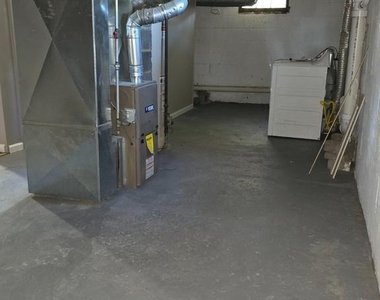 608 Parkinson Avenue - Photo Thumbnail 21