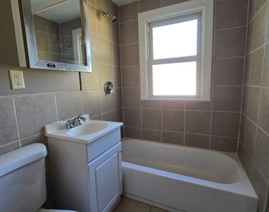 608 Parkinson Avenue - Photo Thumbnail 13