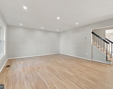 14 Melwood Court - Photo Thumbnail 2