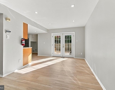 14 Melwood Court - Photo Thumbnail 4