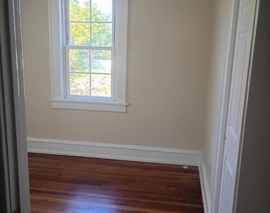1220 Grant Avenue - Photo Thumbnail 7