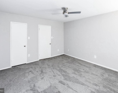 10245 Prince Place - Photo Thumbnail 9