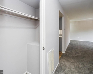 10245 Prince Place - Photo Thumbnail 18