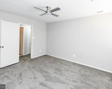 10245 Prince Place - Photo Thumbnail 22