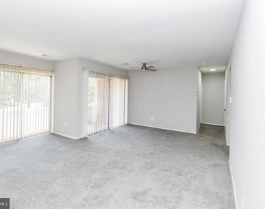 10245 Prince Place - Photo Thumbnail 16