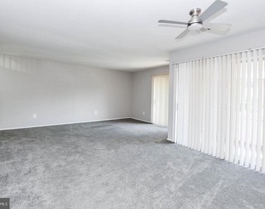 10245 Prince Place - Photo Thumbnail 15