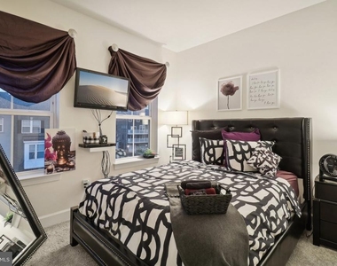 9509 Bent Creek Place - Photo Thumbnail 36