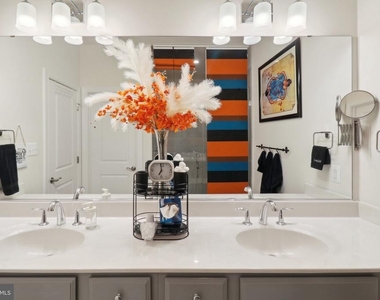 9509 Bent Creek Place - Photo Thumbnail 24