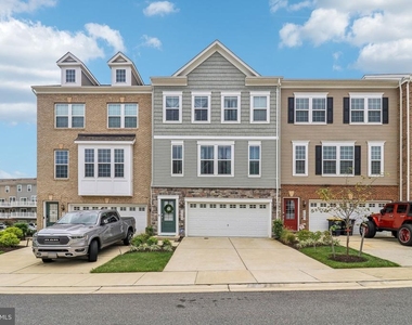 9509 Bent Creek Place - Photo Thumbnail 48