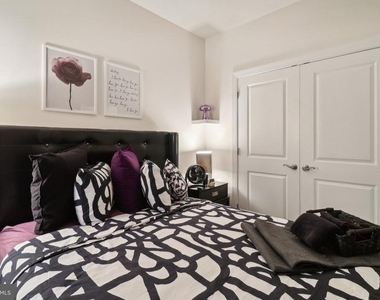 9509 Bent Creek Place - Photo Thumbnail 37