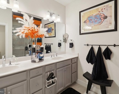 9509 Bent Creek Place - Photo Thumbnail 27