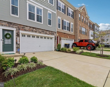 9509 Bent Creek Place - Photo Thumbnail 53