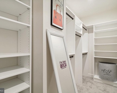 9509 Bent Creek Place - Photo Thumbnail 34