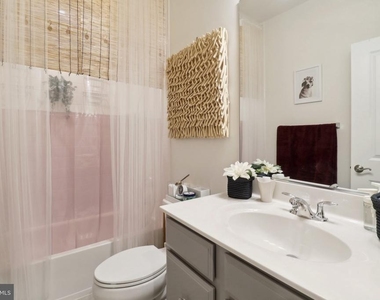 9509 Bent Creek Place - Photo Thumbnail 23