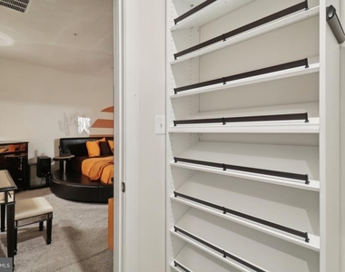 9509 Bent Creek Place - Photo Thumbnail 35