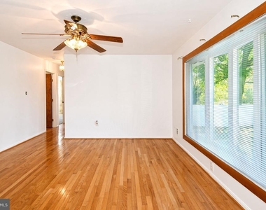 6011 Carter Avenue - Photo Thumbnail 3
