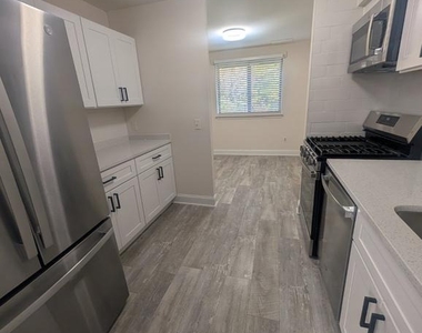 6065 Majors Lane - Photo Thumbnail 2