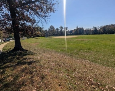 6065 Majors Lane - Photo Thumbnail 21