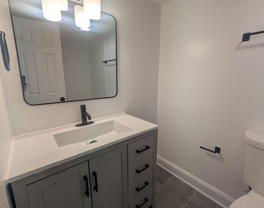 6065 Majors Lane - Photo Thumbnail 12