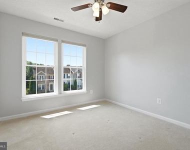 3163 Freestone Court - Photo Thumbnail 23
