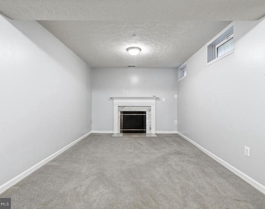 3163 Freestone Court - Photo Thumbnail 38
