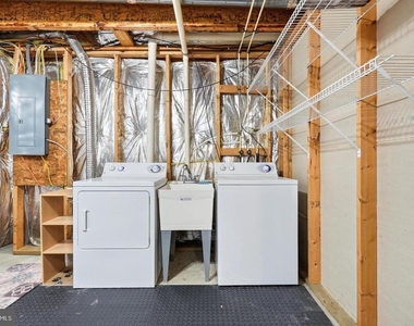 3163 Freestone Court - Photo Thumbnail 40