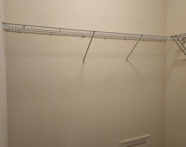 222 Whirlaway Lane - Photo Thumbnail 14