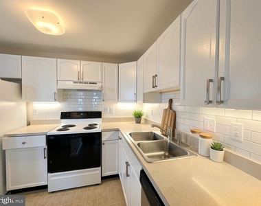 2104 Whitehall Road - Photo Thumbnail 3