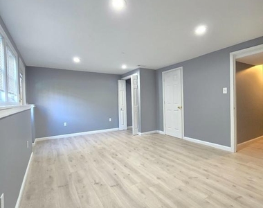 19 Rocky Brook Court - Photo Thumbnail 10