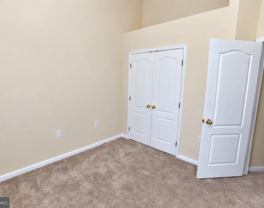 4303 Huntshire Road - Photo Thumbnail 16
