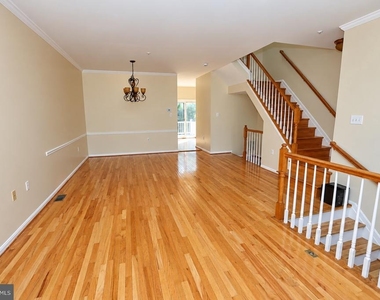4303 Huntshire Road - Photo Thumbnail 12
