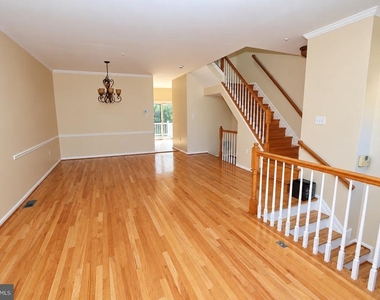 4303 Huntshire Road - Photo Thumbnail 13