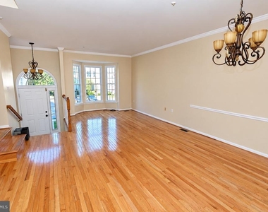 4303 Huntshire Road - Photo Thumbnail 6
