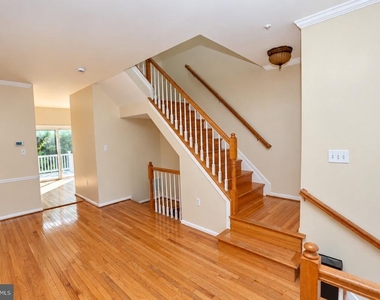 4303 Huntshire Road - Photo Thumbnail 5