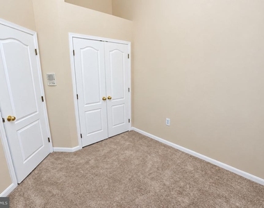 4303 Huntshire Road - Photo Thumbnail 18