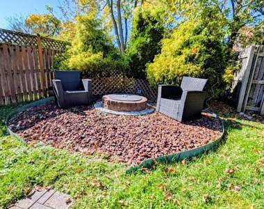 8 Glenwood Ave - Photo Thumbnail 23