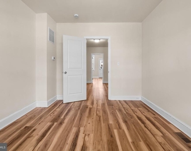 308 Elrino Street - Photo Thumbnail 9