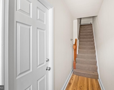 308 Elrino Street - Photo Thumbnail 2