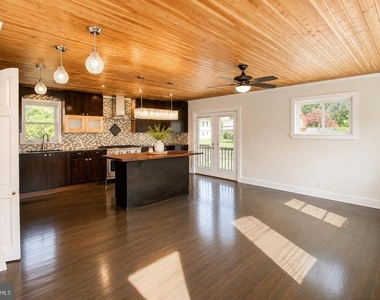 312 N Hammonds Ferry Road - Photo Thumbnail 4