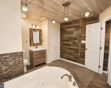312 N Hammonds Ferry Road - Photo Thumbnail 11