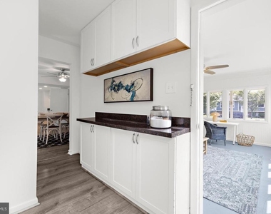 402 S Cherry Grove Avenue - Photo Thumbnail 21