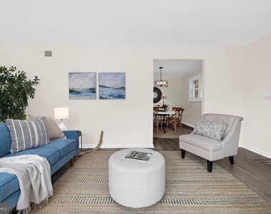 402 S Cherry Grove Avenue - Photo Thumbnail 15