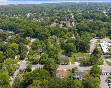 402 S Cherry Grove Avenue - Photo Thumbnail 50