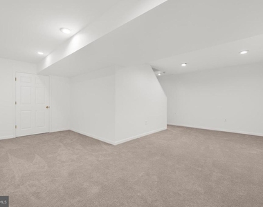 402 S Cherry Grove Avenue - Photo Thumbnail 39